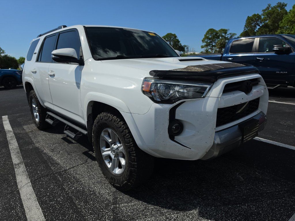 Used 2020 Toyota 4Runner TRD Off-Road Premium w/ TRD Performance Package AWD/4WD image 3