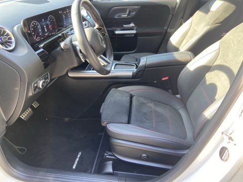 Certified 2025 Mercedes-Benz GLA 250 image 16