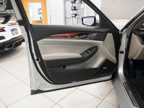 Used 2018 Cadillac CTS 2.0L Turbo 4D Sedan image 6