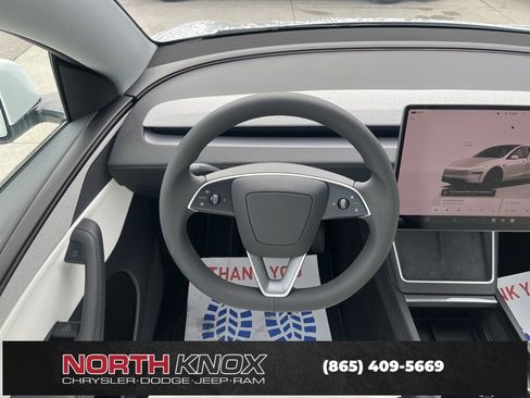 Used 2026 Tesla Model Y Long Range image 11