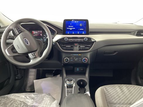 Used 2022 Ford Escape SE image 13
