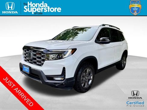 Certified 2024 Honda Passport TrailSport image 1