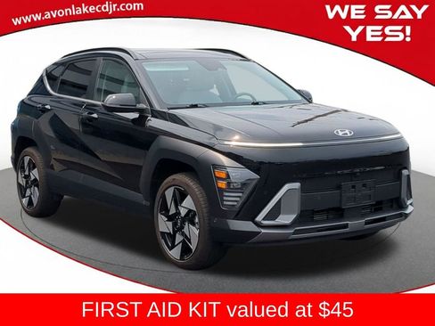 Used 2025 Hyundai Kona Limited image 8