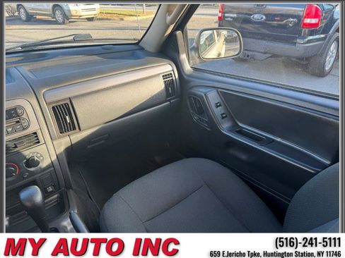 Used 2004 Jeep Grand Cherokee Laredo w/ Convenience Group image 14