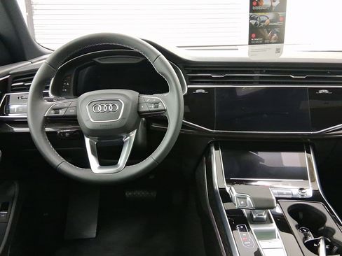 New 2026 Audi Q8 Premium Plus image 4