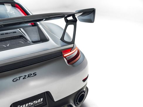 Used 2018 Porsche 911 GT2 RS RWD image 23