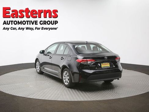 Used 2025 Toyota Corolla LE image 65