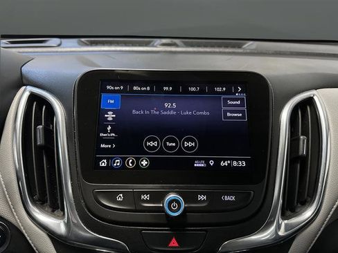 Used 2020 Chevrolet Equinox Premier image 17