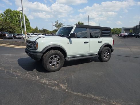 Used 2024 Ford Bronco Big Bend AWD/4WD image 3