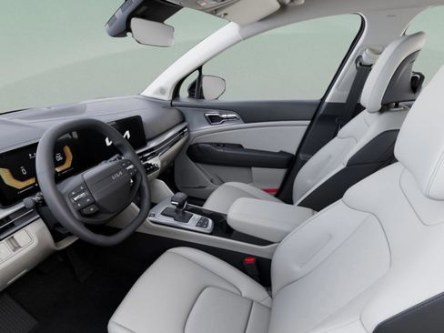 New 2026 Kia Sportage EX FWD image 17