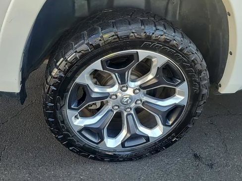 Used 2019 RAM 1500 Limited image 10