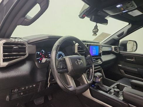 Used 2025 Toyota Tundra SR5 AWD/4WD image 12