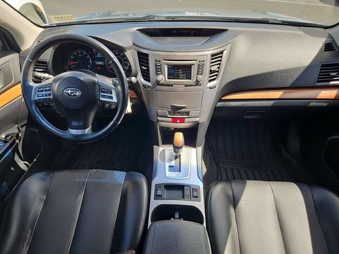 Used 2014 Subaru Outback 3.6R Limited w/ Moonroof Package AWD/4WD image 22