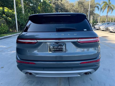 Used 2023 Lincoln Corsair Standard image 6