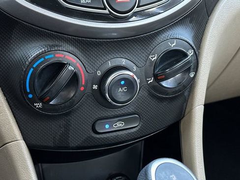 Used 2015 Hyundai Accent GLS w/ Option Group 03 image 20