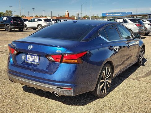 Used 2022 Nissan Altima 2.5 SR image 3