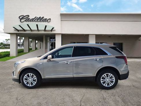 Certified 2023 Cadillac XT5 Luxury image 2