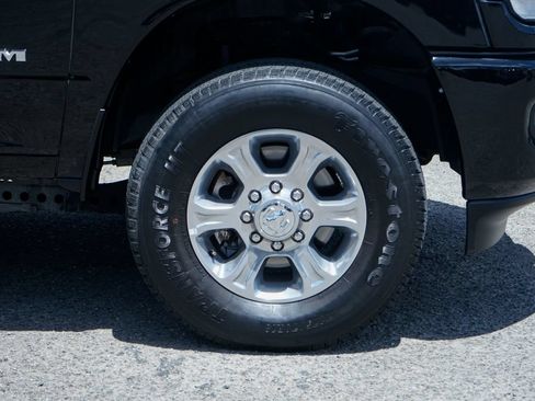 Used 2024 RAM 2500 Big Horn w/ Level 2 Equipment Group AWD/4WD image 42