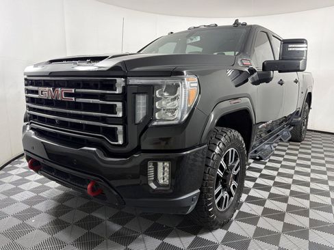 Certified 2023 GMC Sierra 2500 AT4 w/ AT4 Preferred Package AWD/4WD image 3