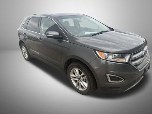Used 2018 Ford Edge SEL w/ Equipment Group 201A AWD/4WD image 2