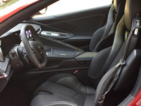 Used 2023 Chevrolet Corvette 1LT w/ Z51 Performance Package image 20