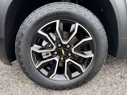 Used 2025 Chevrolet TrailBlazer ACTIV AWD/4WD image 27