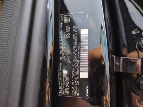 Used 2024 Volvo XC90 B6 Ultimate w/ Protection Package Premier image 27