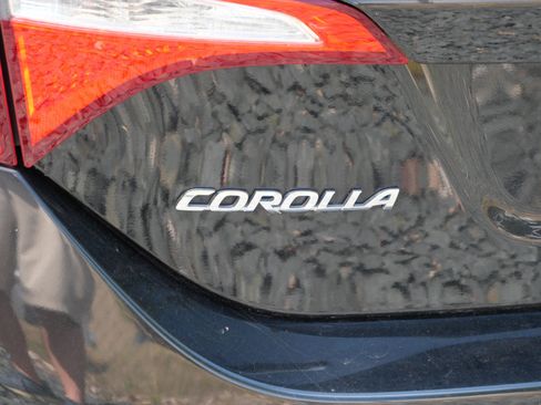 Used 2016 Toyota Corolla S FWD image 8