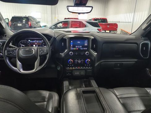 Used 2021 GMC Sierra 1500 Denali w/ Denali Ultimate Package AWD/4WD image 9