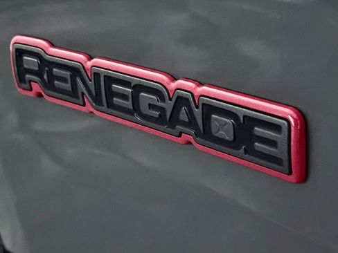 Used 2021 Jeep Renegade Trailhawk AWD/4WD image 16