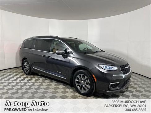 Certified 2022 Chrysler Pacifica Pinnacle FWD image 1