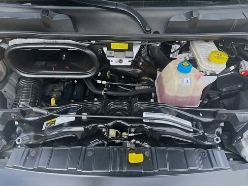 Used 2023 RAM ProMaster 2500 w/ Convenience Group image 26