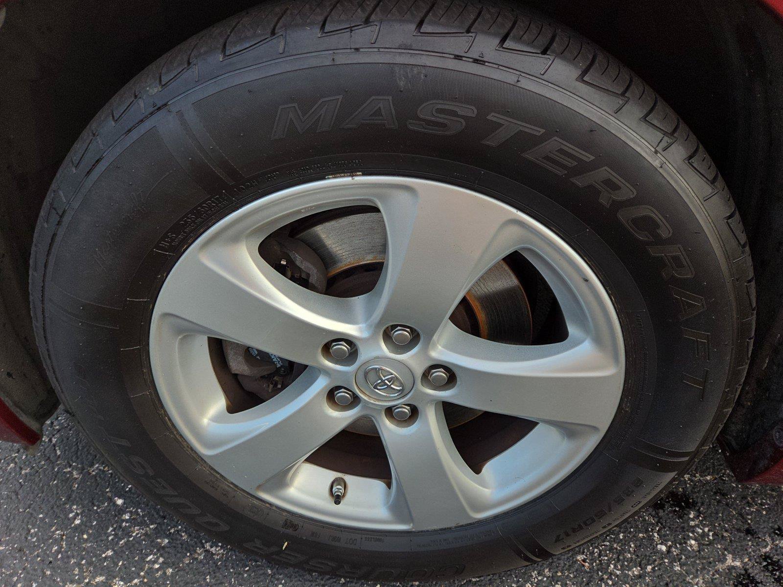 Used 2014 Toyota Sienna LE FWD image 23