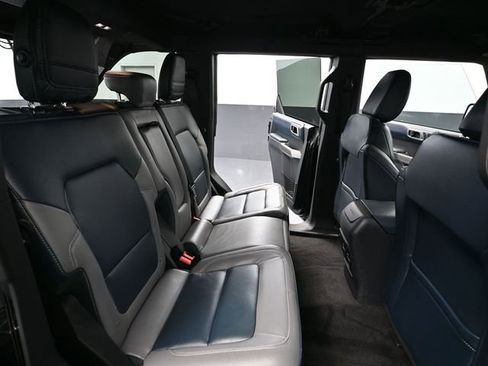 Used 2023 Ford Bronco Outer Banks image 27