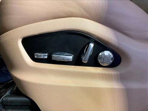 Certified 2021 Porsche Cayenne AWD/4WD image 38