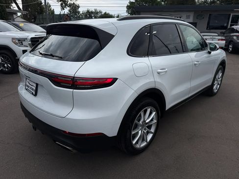 Used 2019 Porsche Cayenne AWD/4WD image 9