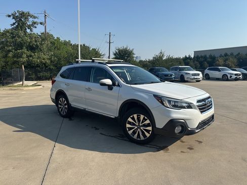 Used 2018 Subaru Outback 3.6R Touring w/ Protection Package #1 image 3