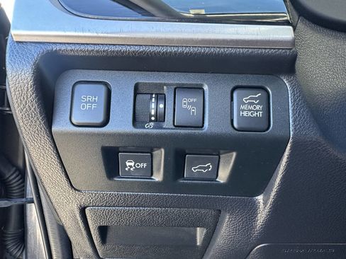 Used 2017 Subaru Forester 2.5i Touring image 16