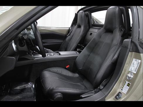Certified 2023 MAZDA MX-5 Miata Grand Touring w/ Weather Package RWD image 6