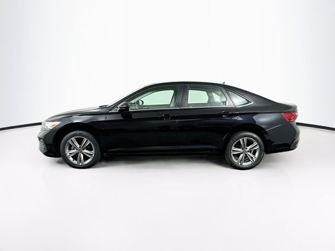 Used 2023 Volkswagen Jetta SE FWD image 4