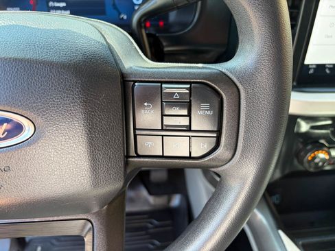 Used 2023 Ford F350 XLT w/ XLT Premium Package AWD/4WD image 17
