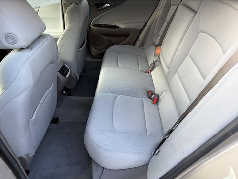 Used 2022 Chevrolet Malibu LT FWD image 19