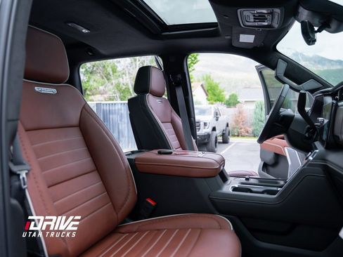 Used 2025 GMC Sierra 3500 Denali Ultimate image 22