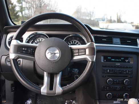 Used 2013 Ford Mustang GT Premium w/ Comfort Pkg image 15