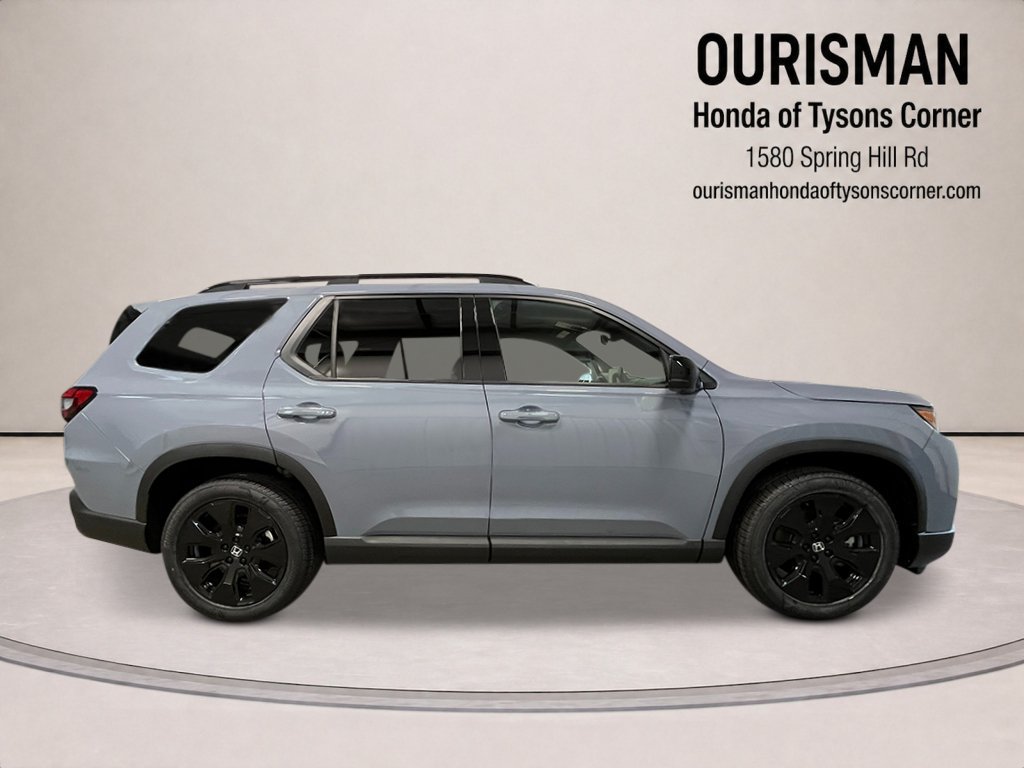 New 2026 Honda Pilot Black Edition image 2