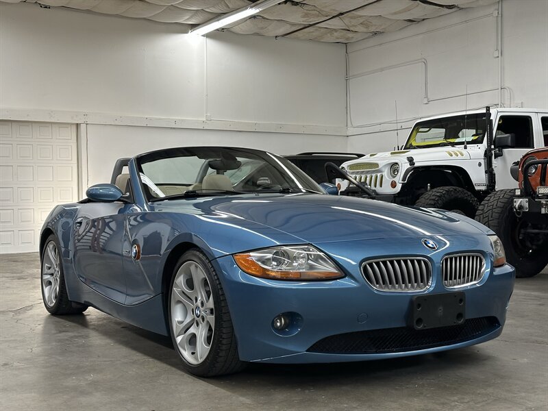 Used 2003 BMW Z4 3.0i RWD image 8