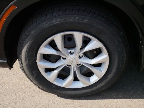 Used 2024 Honda CR-V LX image 15