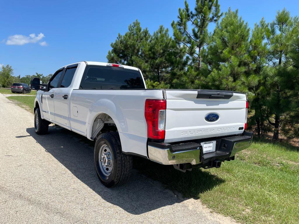 Used 2017 Ford F250 XL w/ Power Equipment Group AWD/4WD image 6