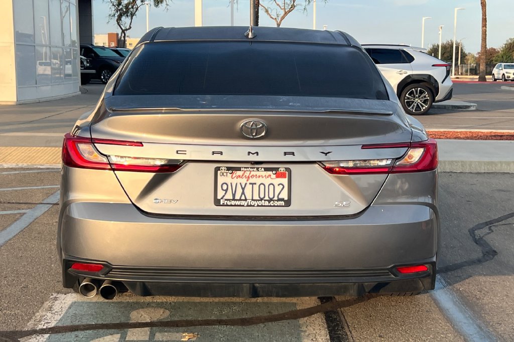 Certified 2025 Toyota Camry SE FWD image 7