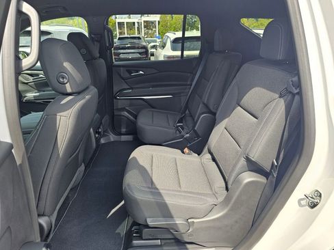 New 2026 Chevrolet Traverse LT image 21